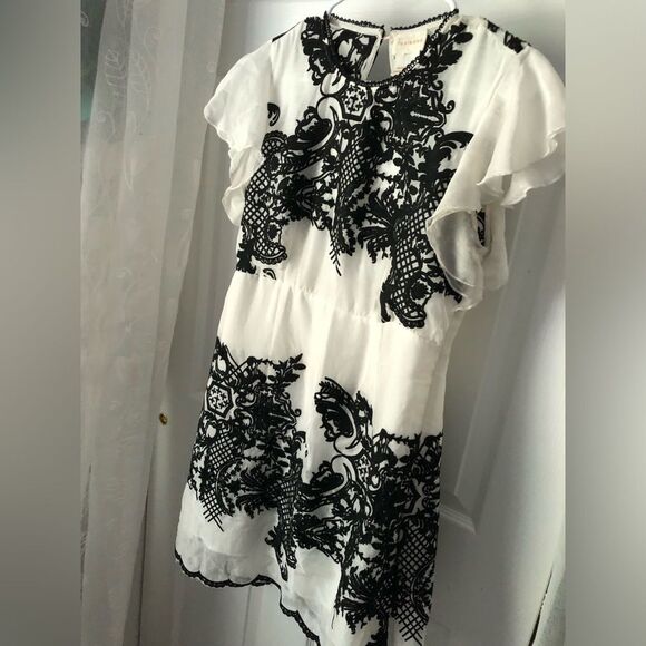 Anthropologie Foxiedox Embroidered  lace mini Dress Ruffle xs pit to pit 17.5” - Picture 8 of 14